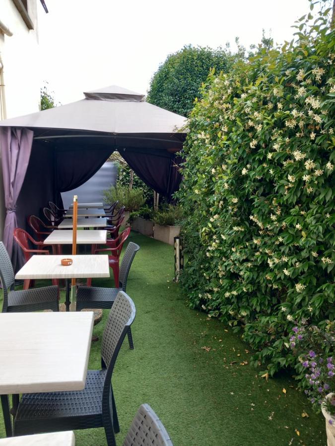 Hotel Restaurant O Regal فينوف سور لو المظهر الخارجي الصورة